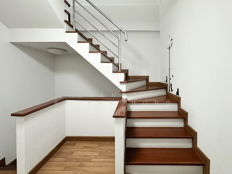 Pattra Mo Town, Nonthaburi, Chaeng Watthana Road, Soi 19, Bang Phut, Pak Kret, Nonthaburi, 3 Bedrooms, 230 sqm, Townhouse For Sale, by Chantat Raoprachong, 500200098 - DDproperty.com