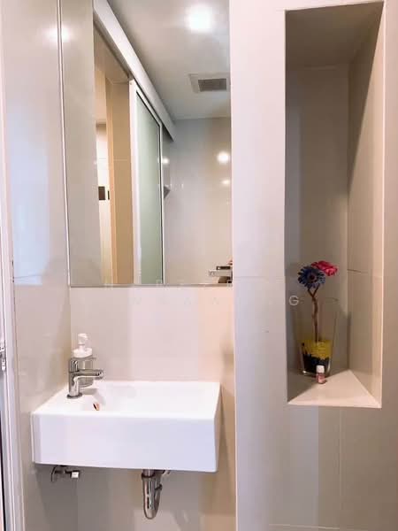 Rhythm Sukhumvit 44/1, Bangkok, Sukhumvit Road, Phra Kanong, Khlong Toei, Bangkok, 2 Bedrooms, 51 sqm, Condo For Rent, by Nareerat Pimsawang, 500200100 - DDproperty.com