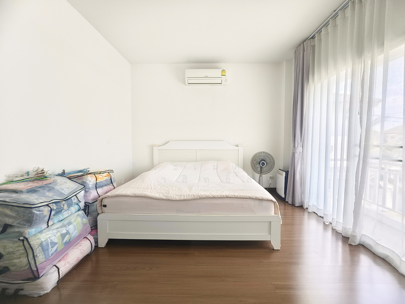 Parkway Chalet Ramkhamhaeng : พาร์คเวย์ ชาเล่ต์ รามคำแหง, กรุงเทพ, 103 ถนน รามคำแหง, มีนบุรี, มีนบุรี, กรุงเทพ, 200 ตร.ม., บ้านเดี่ยว ขาย, โดย จิระเมศร์ วราสิทธิ์สิริ, 500200113 - DDproperty.com