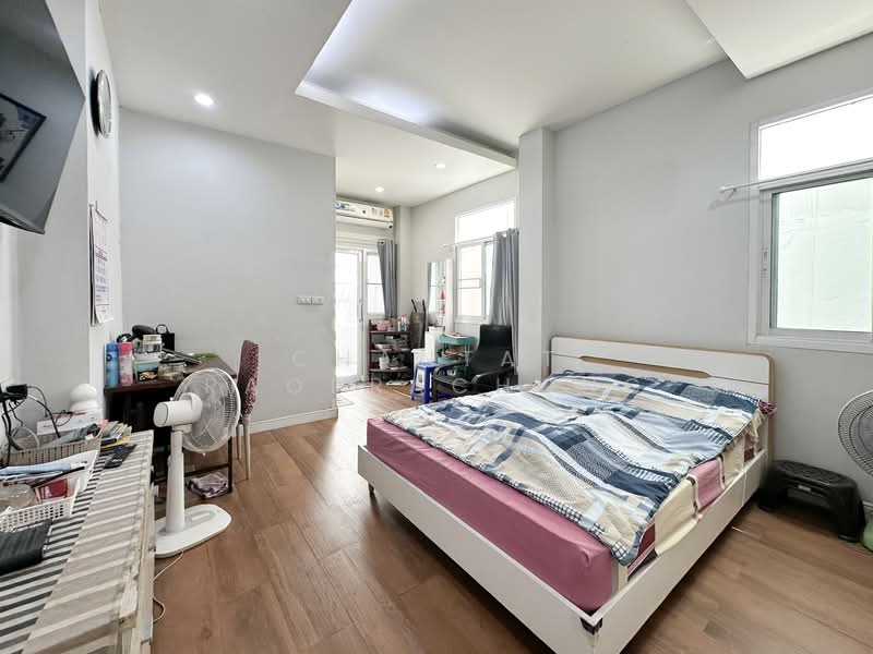 Prachaniwet 3, Nonthaburi, Prachaniwet 3 Road, Tha-Sai, Muang Nonthaburi, Nonthaburi, 4 Bedrooms, 280 sqm, Single Detached House For Sale, by Chantat Raoprachong, 500200114 - DDproperty.com