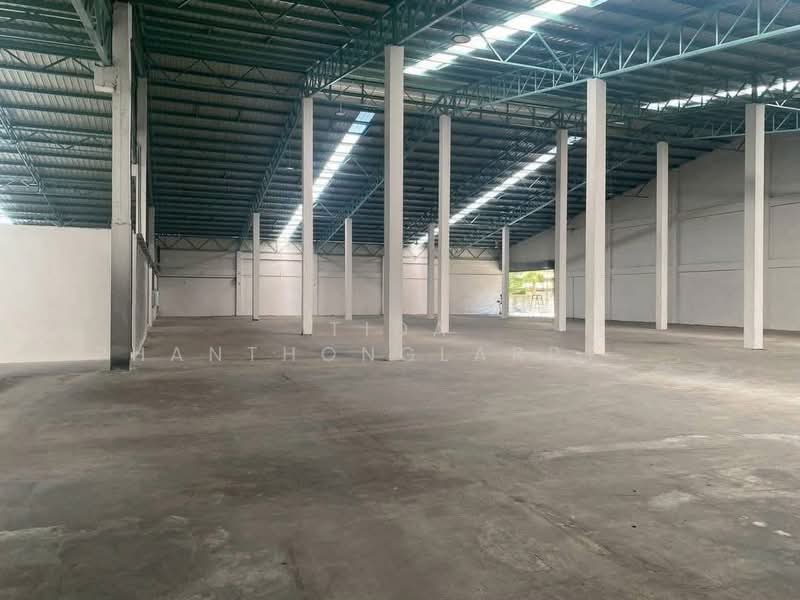 Warehouse with office space for rent on Sukhumvit Road, near Amata Industrial Estate. Suitable for p, Chon Buri (Pattaya), Don Hualo, Muang Chon Buri, Chon Buri (Pattaya), , 5,800 sqm, Warehouse/Factory For Rent, by Tida phanthonglarptawee, 500200116 - DDproperty.com