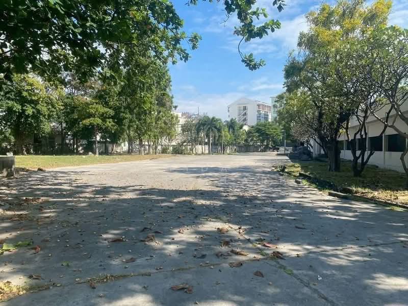 Warehouse with office space for rent on Sukhumvit Road, near Amata Industrial Estate. Suitable for p, Chon Buri (Pattaya), Don Hualo, Muang Chon Buri, Chon Buri (Pattaya), , 5,800 sqm, Warehouse/Factory For Rent, by Tida phanthonglarptawee, 500200116 - DDproperty.com