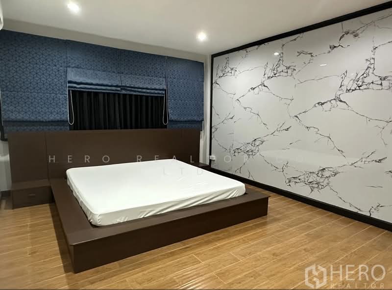 For Rent Home Office 200 sqm in Khlong Toei BTS Thonglor Bangkok HRE00431, Bangkok, Phra Kanong, Khlong Toei, Bangkok, , 200 sqm, Office Space For Rent, by Hero Realtor Co., Ltd., 500200124 - DDproperty.com