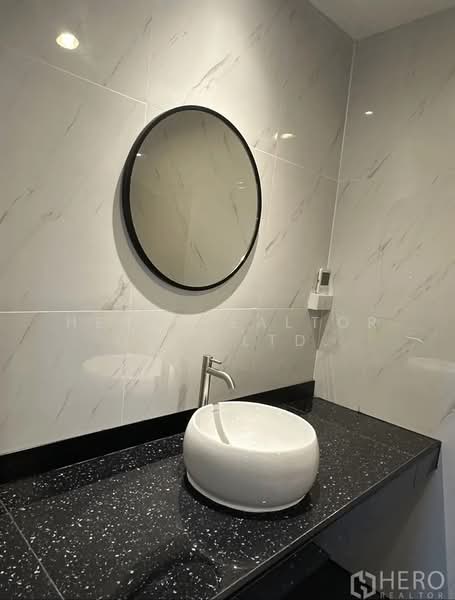 For Rent Home Office 200 sqm in Khlong Toei BTS Thonglor Bangkok HRE00431, Bangkok, Phra Kanong, Khlong Toei, Bangkok, , 200 sqm, Office Space For Rent, by Hero Realtor Co., Ltd., 500200124 - DDproperty.com