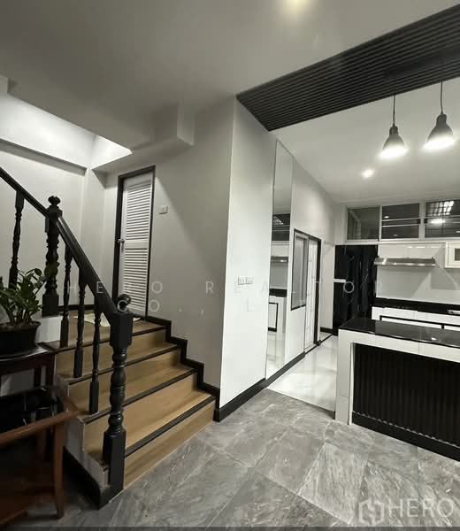 For Rent Home Office 200 sqm in Khlong Toei BTS Thonglor Bangkok HRE00431, กรุงเทพ, พระโขนง, คลองเตย, กรุงเทพ, 200 ตร.ม., สำนักงาน ให้เช่า, โดย Hero Realtor Co., Ltd., 500200124 - DDproperty.com