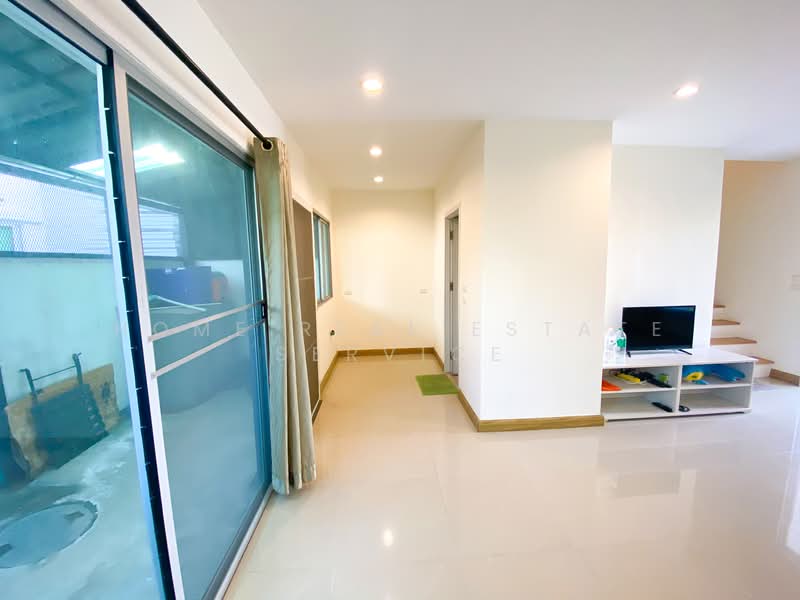 Pruksa Town Nexts Onnut - Rama 9, Bangkok, Chaloem Phrakiat Rama 9 Road, Prawet, Prawet, Bangkok, 3 Bedrooms, 120 sqm, Townhouse For Sale, by HOME Real Estate Service, 500200157 - DDproperty.com