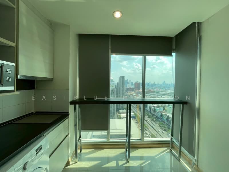 Life Ratchadapisek, Bangkok, 279 Ratchadapisaek Road, Huai Khwang, Huai Khwang, Bangkok, 2 Bedrooms, 65 sqm, Condo For Rent, by Eastblue Horizon, 500200161 - DDproperty.com