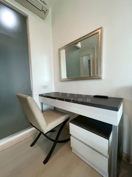 Life Ratchadapisek, Bangkok, 279 Ratchadapisaek Road, Huai Khwang, Huai Khwang, Bangkok, 2 Bedrooms, 65 sqm, Condo For Rent, by Eastblue Horizon, 500200161 - DDproperty.com