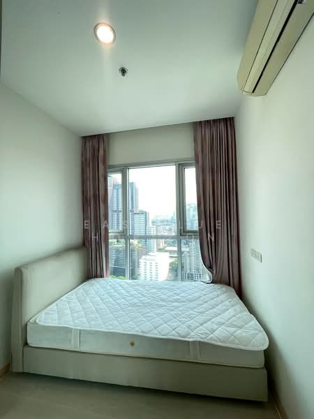 Life Ratchadapisek, Bangkok, 279 Ratchadapisaek Road, Huai Khwang, Huai Khwang, Bangkok, 2 Bedrooms, 65 sqm, Condo For Rent, by Eastblue Horizon, 500200161 - DDproperty.com