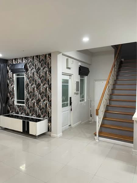 Manthana Rama 9-Srinakarin, Bangkok, 50 Krungthep Kreetha Road, Hua Mak, Bang Kapi, Bangkok, 3 Bedrooms, 300 sqm, Single Detached House For Rent, by Saowaluk Anupong, 500200163 - DDproperty.com