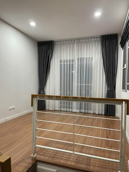 Manthana Rama 9-Srinakarin, Bangkok, 50 Krungthep Kreetha Road, Hua Mak, Bang Kapi, Bangkok, 3 Bedrooms, 300 sqm, Single Detached House For Rent, by Saowaluk Anupong, 500200163 - DDproperty.com