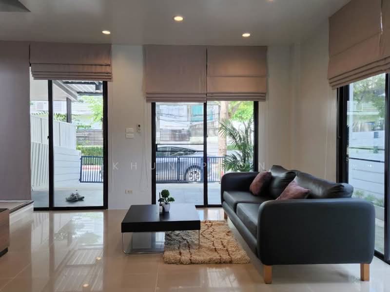 For Rent: 3-Storey Corner Townhome near BTS On Nut (SPSSR137), Bangkok, ซ. สุขุมวิท 77, Suan Luang, Suan Luang, Bangkok, 3 Bedrooms, 198 sqm, Townhouse For Rent, by Khun Poon, 500200194 - DDproperty.com
