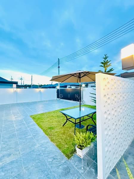 หมู่บ้านรัตนากรวิลเลจ 18 ที่ตั้ง : พัทยาเหนือ, Chon Buri (Pattaya), Nong Pru, Bang Lamung (Pattaya), Chon Buri (Pattaya), 4 Bedrooms, 135 sqm, Villa For Sale, by Regina Nuengjamnong, 500200195 - DDproperty.com