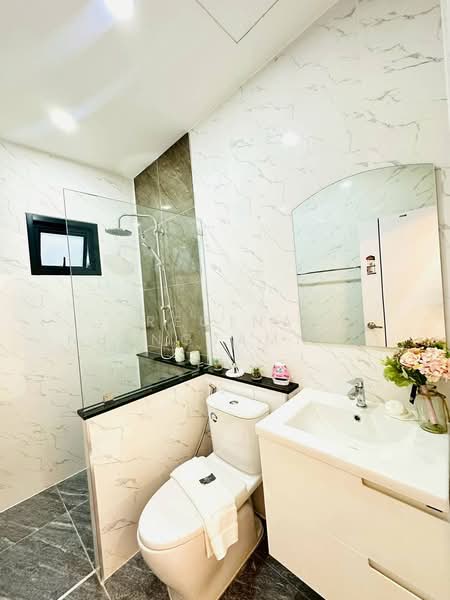 หมู่บ้านรัตนากรวิลเลจ 18 ที่ตั้ง : พัทยาเหนือ, Chon Buri (Pattaya), Nong Pru, Bang Lamung (Pattaya), Chon Buri (Pattaya), 4 Bedrooms, 135 sqm, Villa For Sale, by Regina Nuengjamnong, 500200195 - DDproperty.com