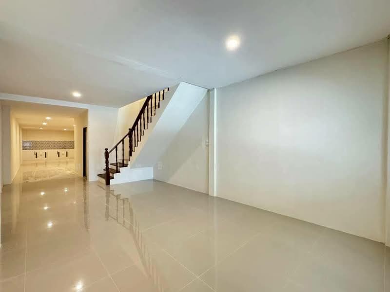 ณัฐกานต์3-5, Bangkok, Khlong Tanon, Sai Mai, Bangkok, 3 Bedrooms, 108 sqm, Townhouse For Sale, by สมโพธิ เทศวิรัช, 500200197 - DDproperty.com