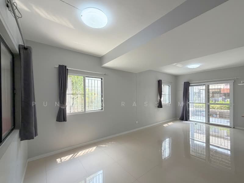 Baan Pruksa 54 Ring Road-Khlong Thanon : บ้านพฤกษา 54 วงแหวนฯ-คลองถนน, นนทบุรี, ถนน บ้านพฤกษา 54, บางม่วง, บางใหญ่, นนทบุรี, 110 ตร.ม., ทาวน์เฮ้าส์ ขาย, โดย Punpapa Rassamee, 500200211 - DDproperty.com