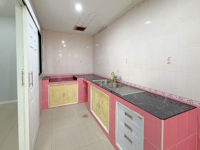 Baan Pruksa 54 Ring Road-Khlong Thanon : บ้านพฤกษา 54 วงแหวนฯ-คลองถนน, นนทบุรี, ถนน บ้านพฤกษา 54, บางม่วง, บางใหญ่, นนทบุรี, 110 ตร.ม., ทาวน์เฮ้าส์ ขาย, โดย Punpapa Rassamee, 500200211 - DDproperty.com