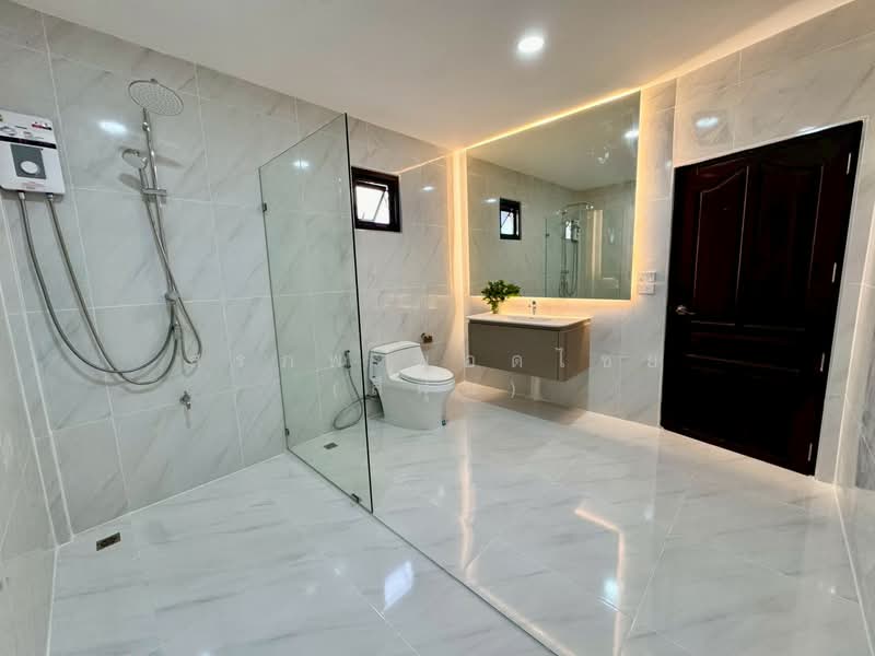 ขาย - Pool Villa Modern Lanna Luxury ใกล้เมืองเชียงใหม่ เนื้อที่ 200 ตารางวา 5 ห้องนอน, เชียงใหม่