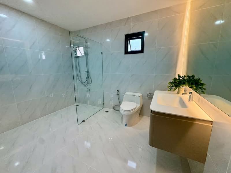 ขาย - Pool Villa Modern Lanna Luxury ใกล้เมืองเชียงใหม่ เนื้อที่ 200 ตารางวา 5 ห้องนอน, เชียงใหม่