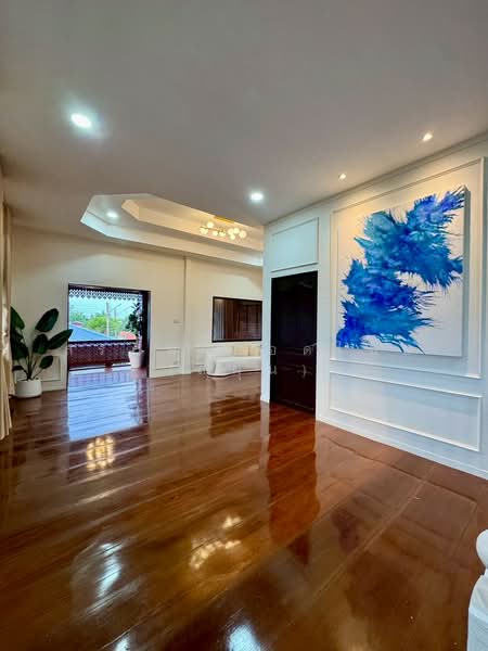 ขาย - Pool Villa Modern Lanna Luxury ใกล้เมืองเชียงใหม่ เนื้อที่ 200 ตารางวา 5 ห้องนอน, เชียงใหม่