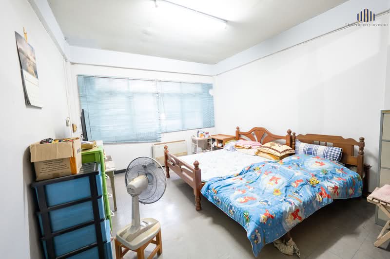 ทำเลกลางเมือง ใจกลางชุมชน พระราม3 ขาย อาคารพาณิชย์ ตึก 4 ชั้นครึ่ง มีดาดฟ้า 17 ตร.ว., Bangkok, พระราม 3, Bang Klo, Bang Kho Laem, Bangkok, , 300 sqm, Shophouse For Sale, by คุณจี, 500200228 - DDproperty.com