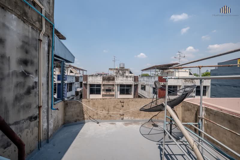 ทำเลกลางเมือง ใจกลางชุมชน พระราม3 ขาย อาคารพาณิชย์ ตึก 4 ชั้นครึ่ง มีดาดฟ้า 17 ตร.ว., กรุงเทพ, พระราม 3, บางโคล่, บางคอแหลม, กรุงเทพ, 300 ตร.ม., ตึกแถว-อาคารพาณิชย์ ขาย, โดย คุณจี, 500200228 - DDproperty.com