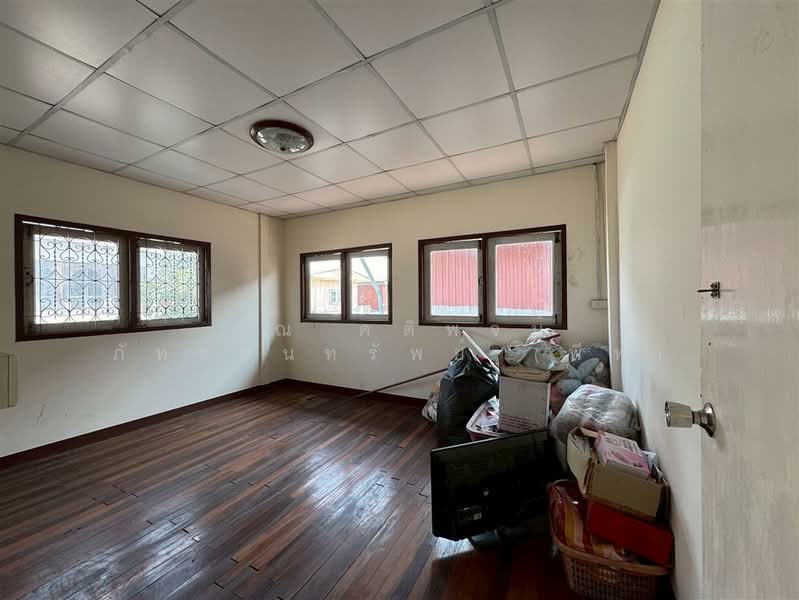 หมู่บ้านไวท์เฮ้าส์ คลองหลวง ( White House Khlong Luang ), Pathum Thani, Khlong Nung, Khlong Luang, Pathum Thani, 2 Bedrooms, 160 sqm, Single Detached House For Sale, by คุณ คติพจน์ ภัทรธนทรัพย์ (พีท), 500200238 - DDproperty.com