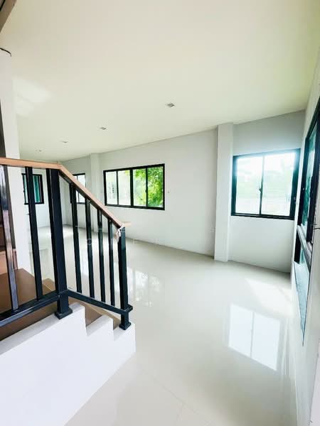 Sirarom Plus Bangna Km.29 : สิรารมย์ พลัส บางนา กม.29, สมุทรปราการ, ซ.เกียรติพิพัฒน์ธานี ถ.บางนา, บ้านระกาศ, บางบ่อ, สมุทรปราการ, 100 ตร.ม., ทาวน์เฮ้าส์ ขาย, โดย The Best Property มิ้ง, 500200239 - DDproperty.com