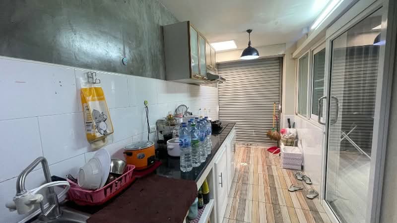Golden City Pinklao-Charansanitwong, Nonthaburi, Bang Kruai-Sainoi Road, Bang Kruai, Bang Kruai, Nonthaburi, 3 Bedrooms, 110 sqm, Townhouse For Sale, by คุณ ฐานิต (เตย), 500200259 - DDproperty.com