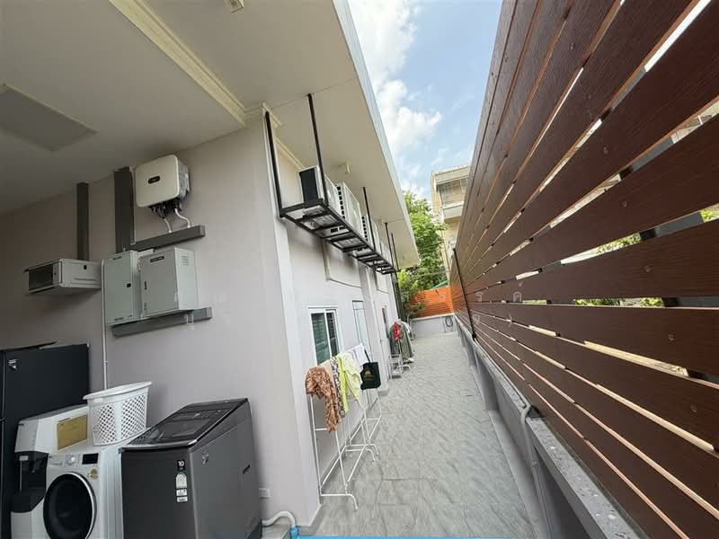 โฮมออฟฟิศ + โกดัง 1 ชั้น 264 ตร.ว. โฮมออฟฟิศ + โกดัง ซอยอินทราวาส23 ถนนพุทธมณฑลสาย1, กรุงเทพ, บางระมาด, ตลิ่งชัน, กรุงเทพ, 1,100 ตร.ม., โกดัง-โรงงาน ขาย, โดย คุณ นรังสรรค์ บุราคร (เจ), 500200263 - DDproperty.com