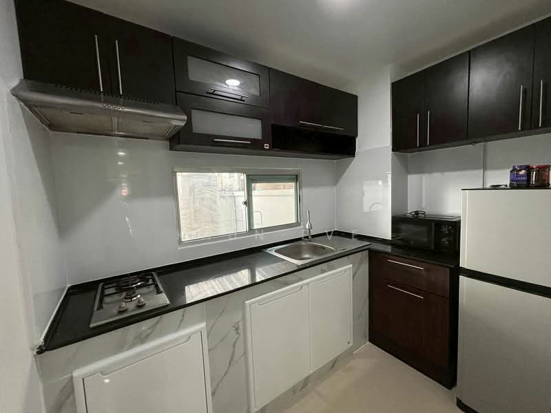 Townplus On Nut, Bangkok, On Nut - Ladkrabang Road, Lat Krabang, Lat Krabang, Bangkok, 3 Bedrooms, 150 sqm, Townhouse For Rent, by Khun Eve, 500200271 - DDproperty.com