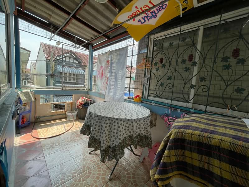 Piyawararom Village Phase 3 : หมู่บ้านปิยวรารมย์ เฟส 3, นนทบุรี, ถนนบ้านกล้วย-ไทรน้อย, ไทรน้อย, ไทรน้อย, นนทบุรี, 120 ตร.ม., บ้านเดี่ยว ขาย, โดย The Best Property เจฟ, 500200296 - DDproperty.com