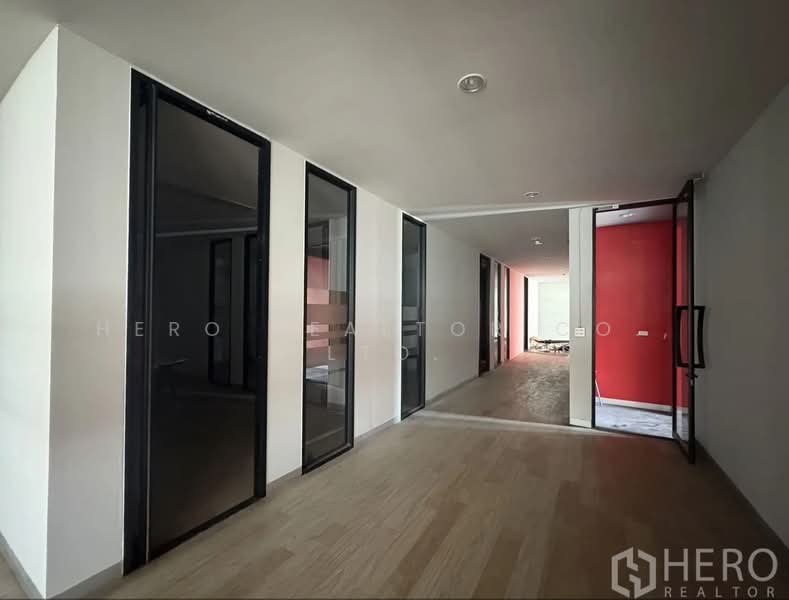 For rent Factory 7668 sqm in Lam Pla Thio Lat Krabang Bangkok HRE00238, Bangkok, Lam Pla Tiew, Lat Krabang, Bangkok, , 7,668 sqm, Warehouse/Factory For Rent, by Hero Realtor Co., Ltd., 500200297 - DDproperty.com