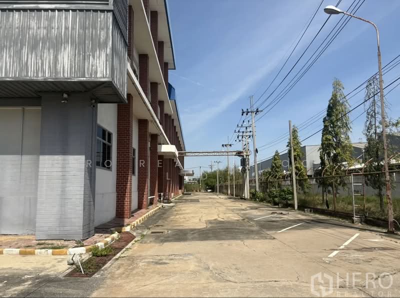 For rent Factory 7668 sqm in Lam Pla Thio Lat Krabang Bangkok HRE00238, กรุงเทพ, ลำปลาทิว, ลาดกระบัง, กรุงเทพ, 7,668 ตร.ม., โกดัง-โรงงาน ให้เช่า, โดย Hero Realtor Co., Ltd., 500200297 - DDproperty.com