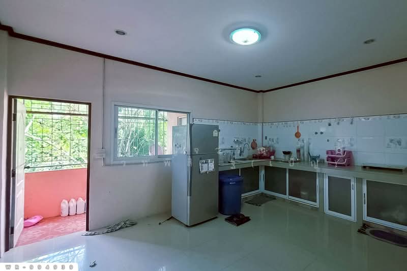 WR-994939 อาคารพาณิชย์ กันตัง ตรัง ใกล้สำนักงานเทศบาลเมืองกันตัง, ตรัง, กันตัง, กันตัง, ตรัง, 180 ตร.ม., ตึกแถว-อาคารพาณิชย์ ขาย, โดย เบ็ญจวริณ ภัคเวทพิสิษฐ์(เบ็ญ), 500200311 - DDproperty.com