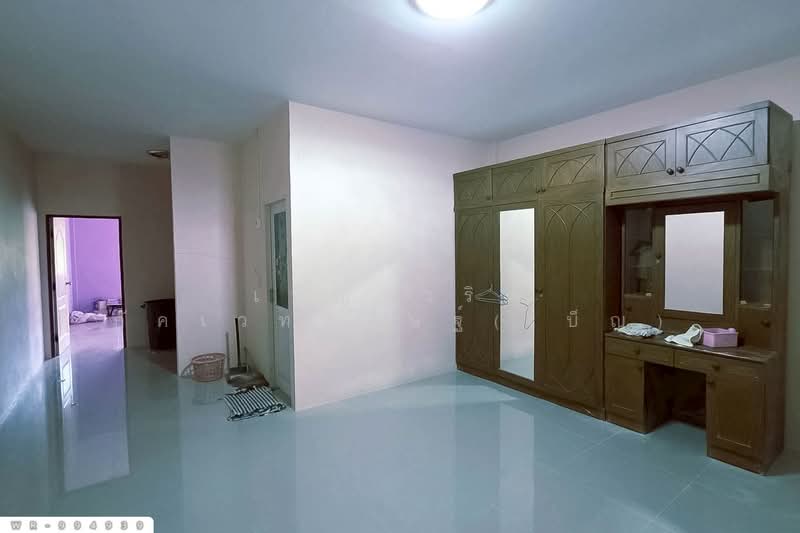 WR-994939 อาคารพาณิชย์ กันตัง ตรัง ใกล้สำนักงานเทศบาลเมืองกันตัง, ตรัง, กันตัง, กันตัง, ตรัง, 180 ตร.ม., ตึกแถว-อาคารพาณิชย์ ขาย, โดย เบ็ญจวริณ ภัคเวทพิสิษฐ์(เบ็ญ), 500200311 - DDproperty.com