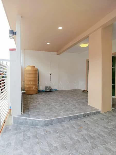 บ้านพฤกษา 3 ซ.วัดลาดปลาดุก : Baan Pruksa 3 Soi Watlatpladuk, นนทบุรี, บางคูรัด, บางบัวทอง, นนทบุรี, 144 ตร.ม., ทาวน์เฮ้าส์ ขาย, โดย Poonyaporn Veerabulyarit, 500200317 - DDproperty.com