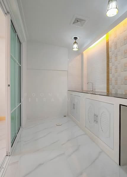 บ้านพฤกษา 3 ซ.วัดลาดปลาดุก : Baan Pruksa 3 Soi Watlatpladuk, นนทบุรี, บางคูรัด, บางบัวทอง, นนทบุรี, 144 ตร.ม., ทาวน์เฮ้าส์ ขาย, โดย Poonyaporn Veerabulyarit, 500200317 - DDproperty.com