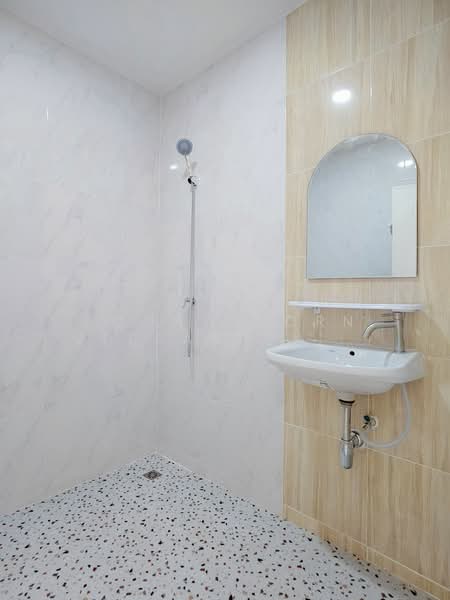 Baan Pruksa 3 Soi Watlatpladuk, Nonthaburi, Bang Khu Rat, Bang Bua Thong, Nonthaburi, 3 Bedrooms, 144 sqm, Townhouse For Sale, by Poonyaporn Veerabulyarit, 500200317 - DDproperty.com