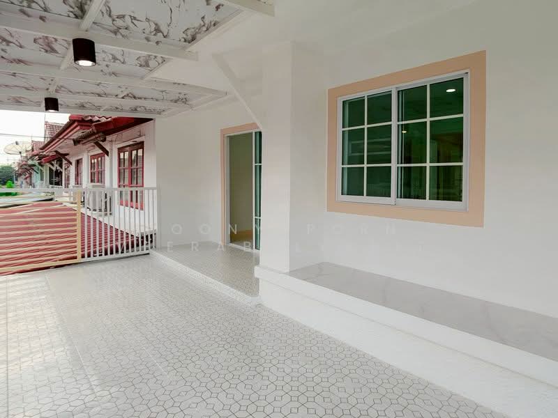 Baan Pruksa 3 Soi Watlatpladuk, Nonthaburi, Bang Khu Rat, Bang Bua Thong, Nonthaburi, 3 Bedrooms, 144 sqm, Townhouse For Sale, by Poonyaporn Veerabulyarit, 500200317 - DDproperty.com