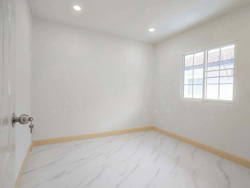 Baan Pruksa 3 Soi Watlatpladuk, Nonthaburi, Bang Khu Rat, Bang Bua Thong, Nonthaburi, 3 Bedrooms, 144 sqm, Townhouse For Sale, by Poonyaporn Veerabulyarit, 500200317 - DDproperty.com