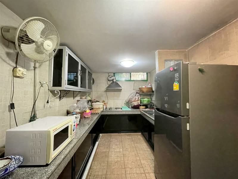 ทาวน์เฮ้าส์ 4 ชั้น 21 ตร.ว. ทาวน์เฮ้าส์ ซอยพระราม3 ซอย4 ถนนพระราม3, กรุงเทพ, ถนนพระราม 3, บางคอแหลม, บางคอแหลม, กรุงเทพ, 240 ตร.ม., ทาวน์เฮ้าส์ ขาย, โดย คุณ พัชรนันท์ พรมพิทักษ์ (นัจข์), 500200325 - DDproperty.com