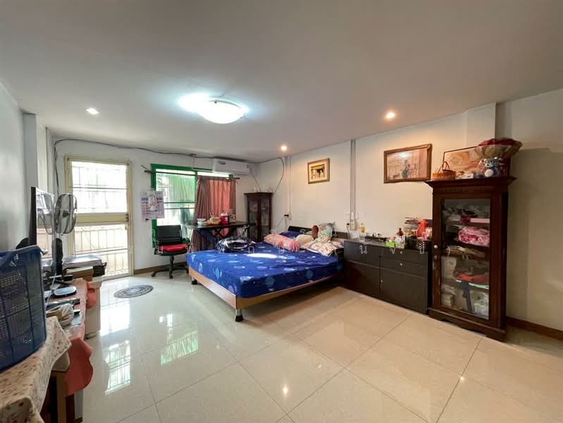 ทาวน์เฮ้าส์ 4 ชั้น 21 ตร.ว. ทาวน์เฮ้าส์ ซอยพระราม3 ซอย4 ถนนพระราม3, กรุงเทพ, ถนนพระราม 3, บางคอแหลม, บางคอแหลม, กรุงเทพ, 240 ตร.ม., ทาวน์เฮ้าส์ ขาย, โดย คุณ พัชรนันท์ พรมพิทักษ์ (นัจข์), 500200325 - DDproperty.com