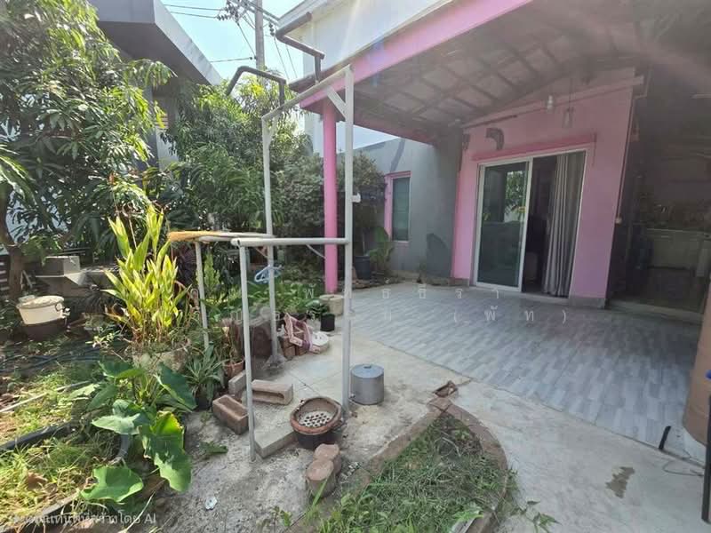 Baan Pruksa 86/2 Ladkrabang-Suvarnabhumi : บ้านพฤกษา 86/2 ลาดกระบัง-สุวรรณภูมิ, สมุทรปราการ, ซ.ลาดกระบัง 54 ถ.ลาดกระบัง, ศีรษะจรเข้น้อย, บางเสาธง, สมุทรปราการ, 84 ตร.ม., ทาวน์เฮ้าส์ ขาย, โดย คุณ พัทธ์ธีรา เจริญธรรม (พัท), 500200339 - DDproperty.com