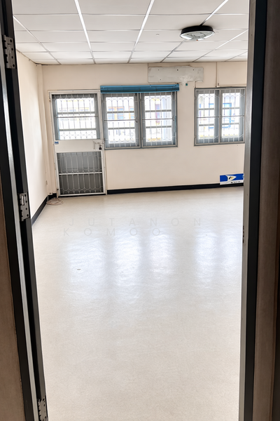 ขายทาวน์เฮาส์ 3 ชั้น หมู่บ้านซื่อตรงเสนา พหลโยธิน 32 ใกล้ ม.เกษตร-เซ็นทรัลลาดพร้าว ทำเลดี, กรุงเทพ, เสนานิคม, จตุจักร, กรุงเทพ, 90 ตร.ม., ทาวน์เฮ้าส์ ขาย, โดย Jutanon Komoottanaruk, 500200353 - DDproperty.com