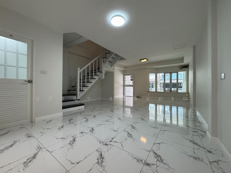 Park Gallery Srinakarin, Samut Prakan, Soi Pattana Community 21, Bang Kaeo, Bang Plee, Samut Prakan, 3 Bedrooms, 110 sqm, Townhouse For Sale, by ปภัชญา ธนัตถ์ภรณ์, 500200408 - DDproperty.com