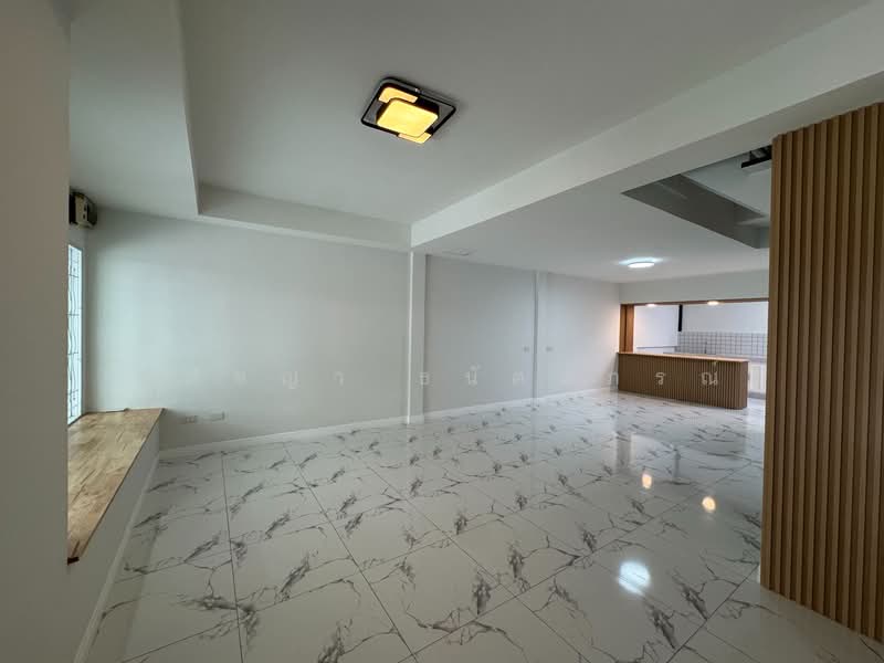 Park Gallery Srinakarin, Samut Prakan, Soi Pattana Community 21, Bang Kaeo, Bang Plee, Samut Prakan, 3 Bedrooms, 110 sqm, Townhouse For Sale, by ปภัชญา ธนัตถ์ภรณ์, 500200408 - DDproperty.com