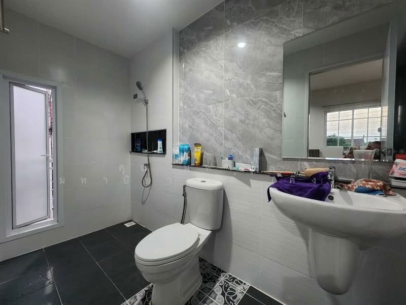 ไอลีฟ ทาวน์ เศรษฐกิจ-บางปลา (I Leaf Town Setthakit-Bangpla), Samut Sakhon, Tha-Sai, Muang Samut Sakhon, Samut Sakhon, 4 Bedrooms, 107 sqm, Townhouse For Sale, by คุณ มหากุล มหาปิยานนท์ (คิง), 500200450 - DDproperty.com