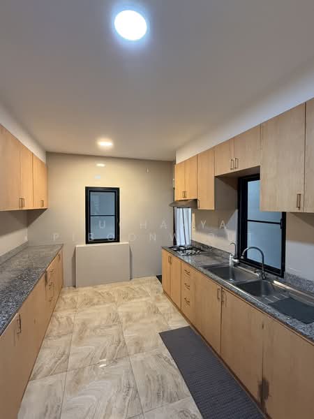 House For Rent The Noble Ekkamai 22, Bangkok, Ekkamai 22, Khlong Tan Nua, Watthana, Bangkok, 4 Bedrooms, 450 sqm, Single Detached House For Rent, by Suchanya Piboonwiput, 500200451 - DDproperty.com