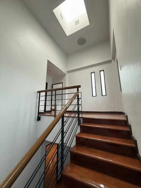 House For Rent The Noble Ekkamai 22, Bangkok, Ekkamai 22, Khlong Tan Nua, Watthana, Bangkok, 4 Bedrooms, 450 sqm, Single Detached House For Rent, by Suchanya Piboonwiput, 500200451 - DDproperty.com